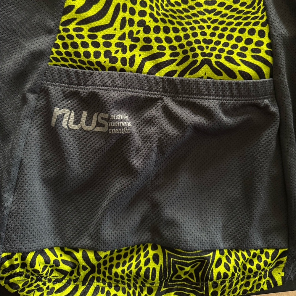 Nishiki Women's Cycling Jersey in Black and Yellow